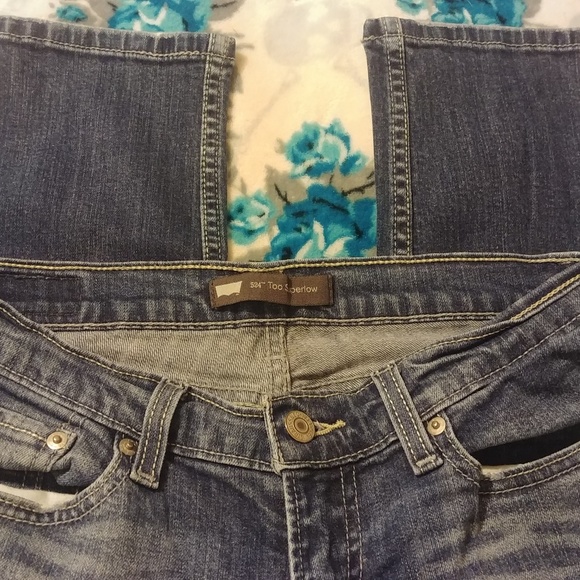 Levis jeans - Picture 2 of 5